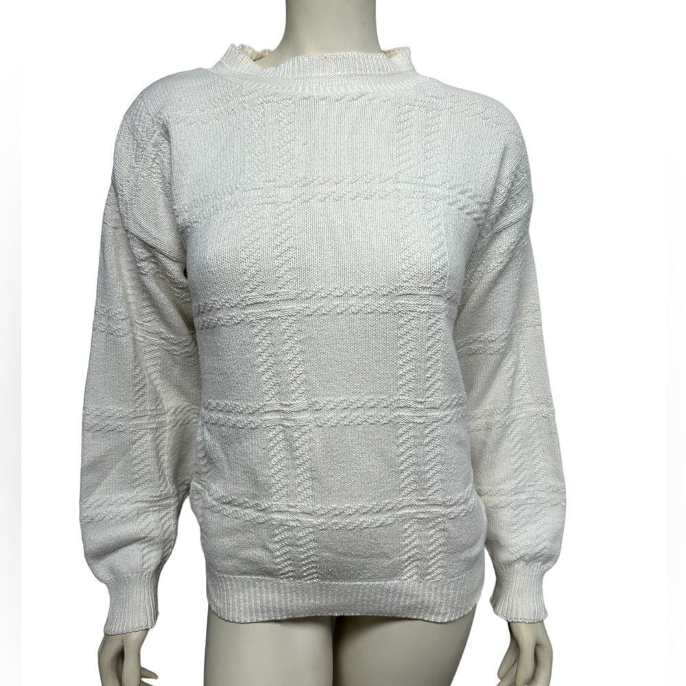 Vintage White Cozy Crewneck Sweater Grid Pattern Pullover Jumper Fall Winter